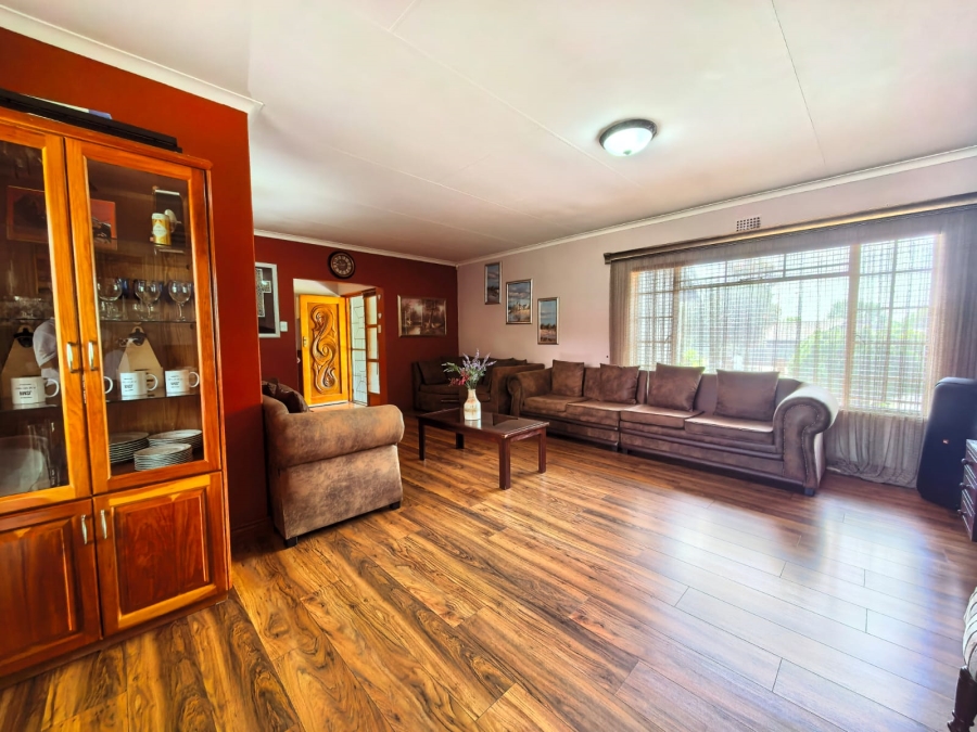 3 Bedroom Property for Sale in Vaalpark Free State